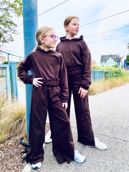 Dres dla dziewczynki WINGS czekoladowy ZE SKRZYDŁAMI komplet dziewczęcy