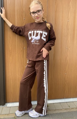 Komplet dresowy dziewczęcy CUTE koronka -czekoladowy dla dziewczynki