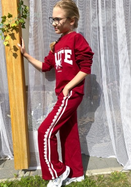 Komplet dresowy dziewczęcy CUTE koronka- wiśniowy dres dla dziewczynki