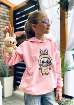 Różowa BLUZA dziewczęca z beżową aplikacją LABUBU haft
