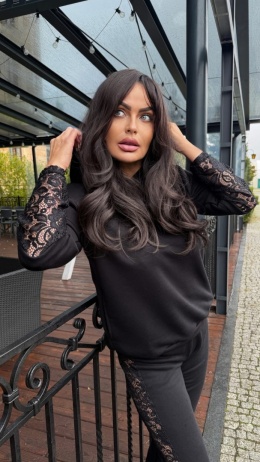 Dres damski koronkowy z kapturem By Sisi czarny